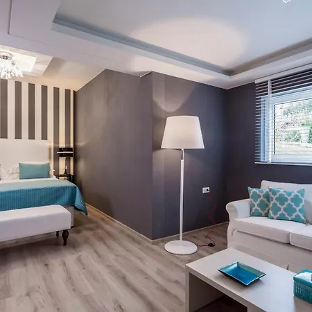 Vila Beautiful Crete 4 Bedrooms Cretan Seafront Private Pool Close To Town Elounda *
